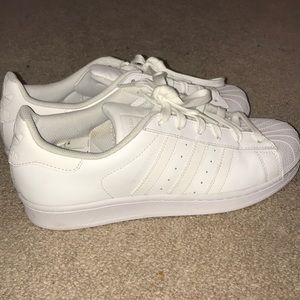 Adidas Originals Men’s Superstar Sneakers